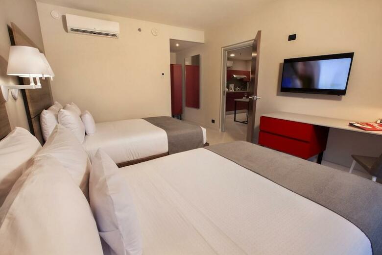 Hotel City Suites Cabo San Lucas