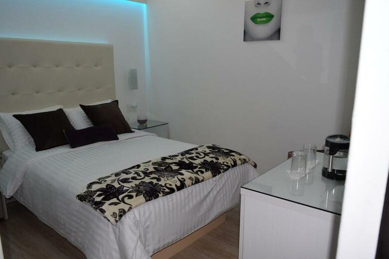 Hotel Condesa 185