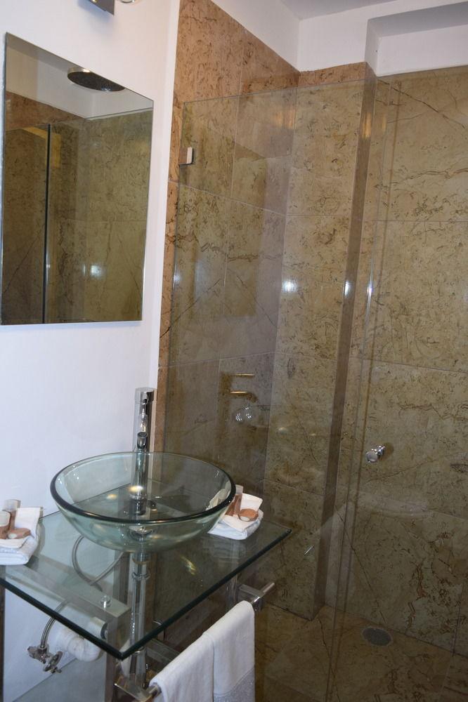 Hotel Condesa 185