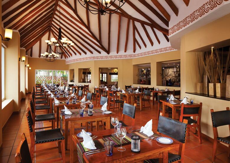 Hotel El Dorado Seaside Palms, Adults Only