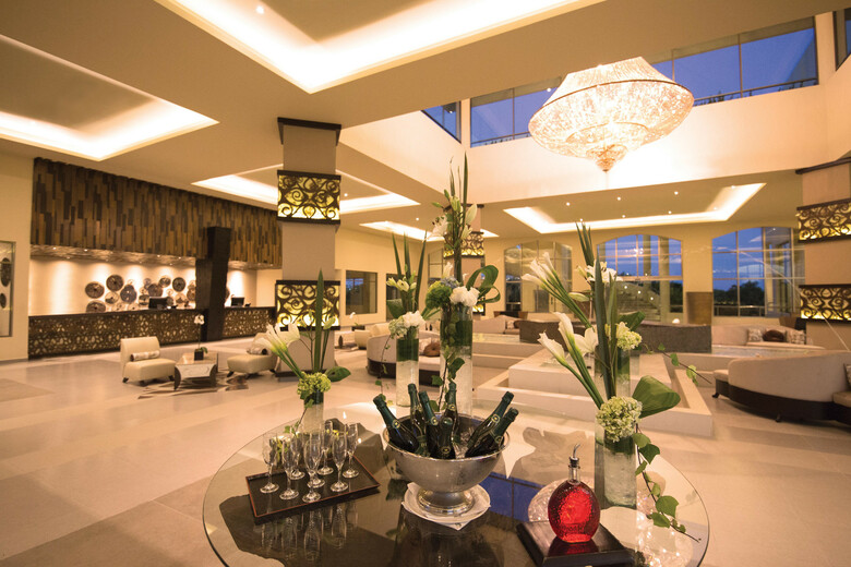 Hotel El Dorado Seaside Suites