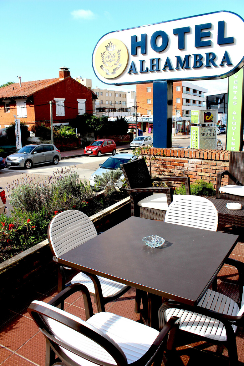Hotel Alhambra