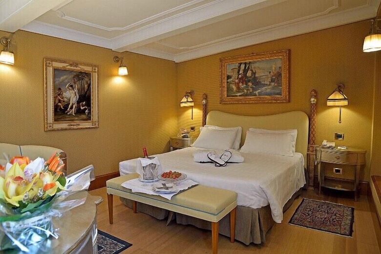 Hotel Homs