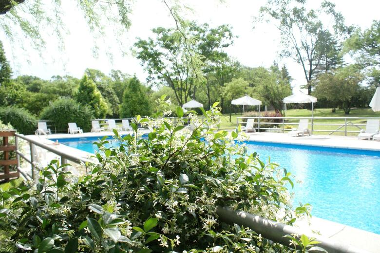 Howard Johnson Hotel & Spa Villa General Belgrano