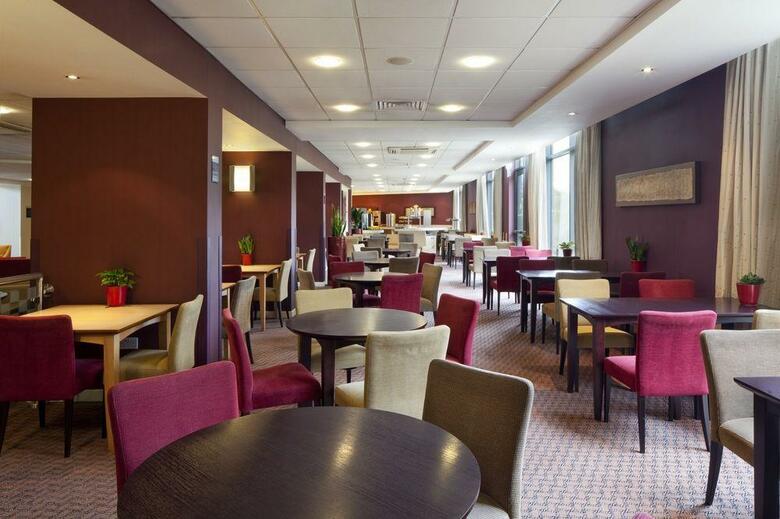 Hotel Holiday Inn Express London Stansted Airport