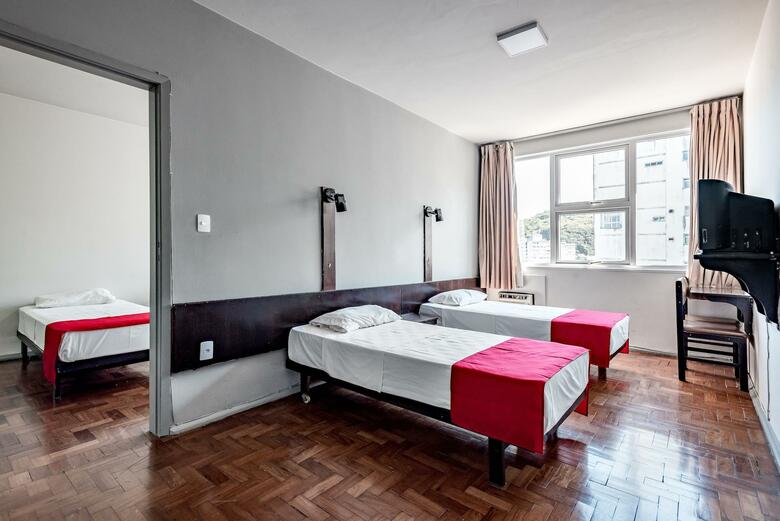 Oyo Cannes Palace Hotel