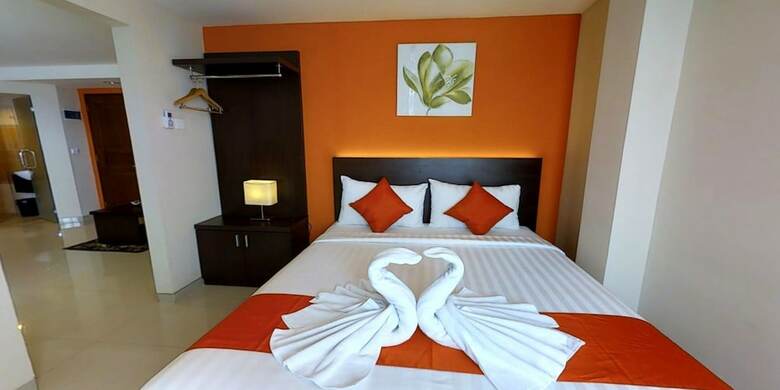 Hotel The Gloria Suites Jakarta