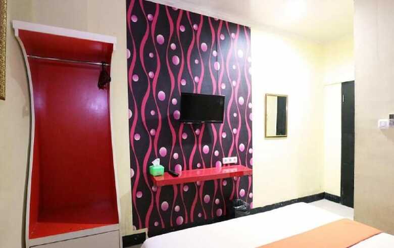 Hollywood Hotel