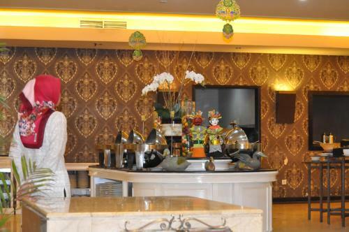Grand Cempaka Hotel