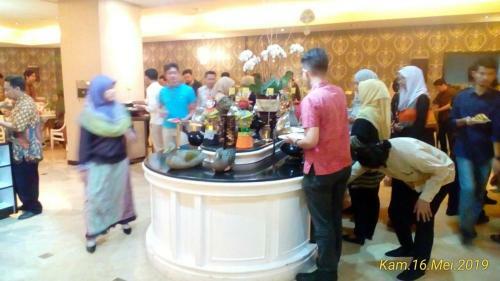 Grand Cempaka Hotel