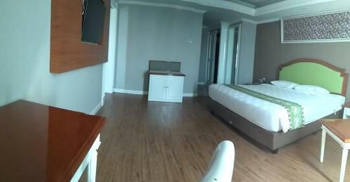Grand Cempaka Hotel