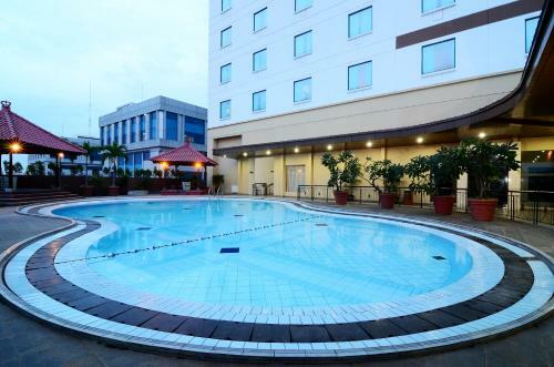 Grand Cempaka Hotel