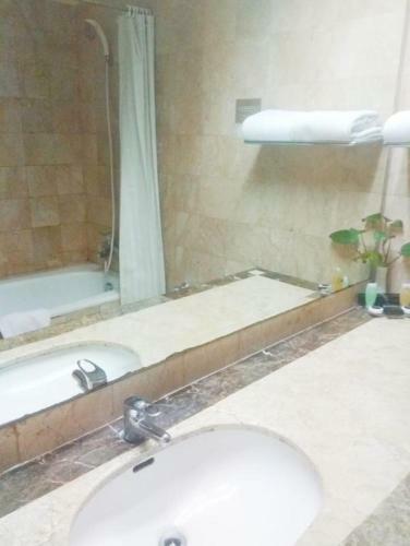 Grand Cempaka Hotel