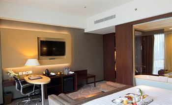 Js Luwansa Hotel & Convention Center
