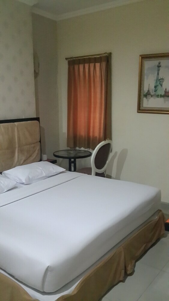 California Hotel