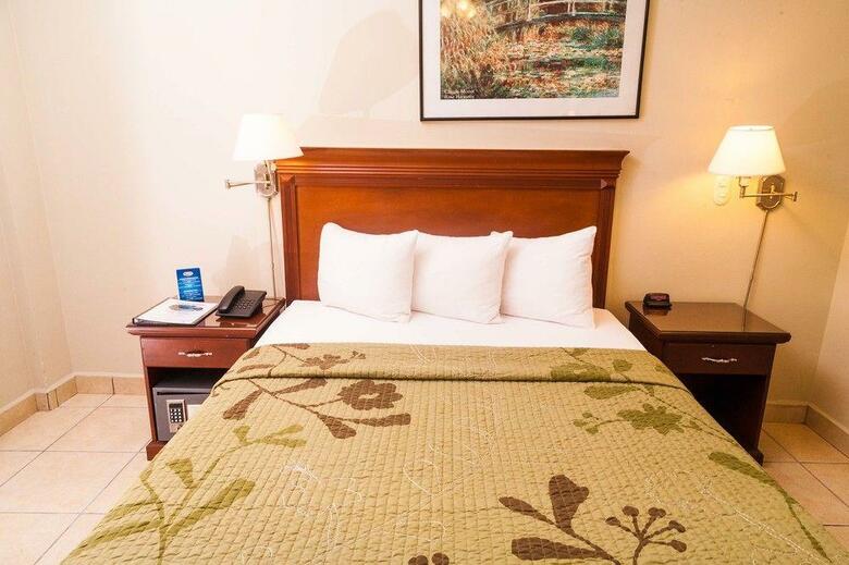 Hotel El Almendro