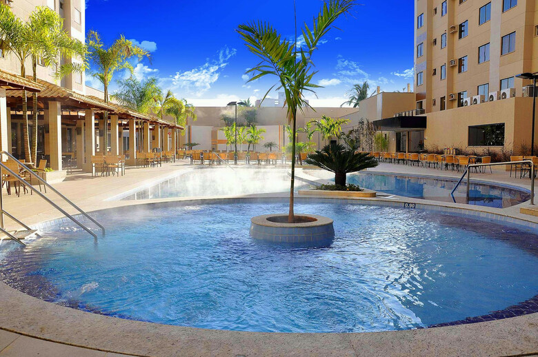 Prive Boulevard Suite Hotel