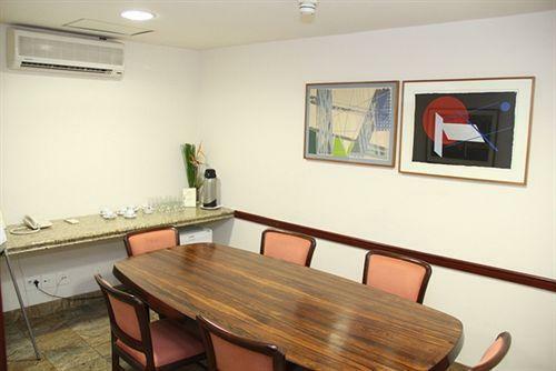 Rio Aeroporto Hotel