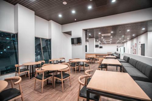 Oyo Townhouse 1 Hotel Salemba
