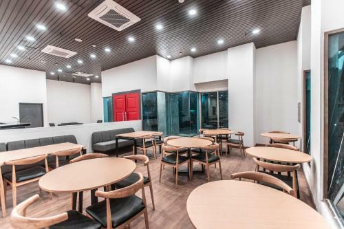 Oyo Townhouse 1 Hotel Salemba