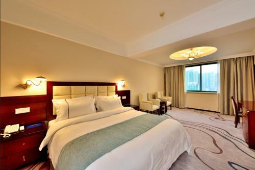 Guangzhou Bailing Hotel