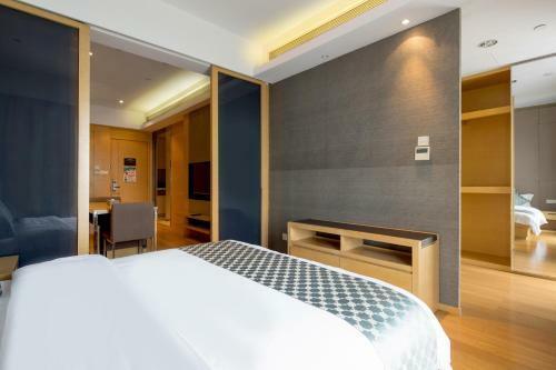 Aparthotel She & He Pazhou Poly Apartment