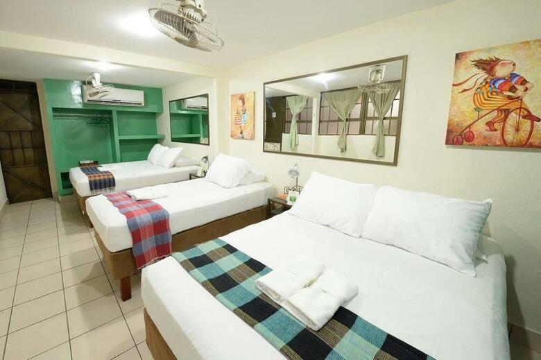 Hotel San Juan De Le�n