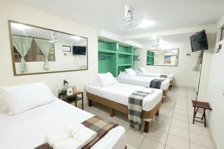 Hotel San Juan De Le�n
