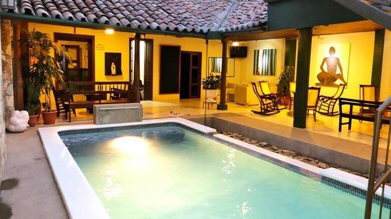 Hotel San Juan De Le�n