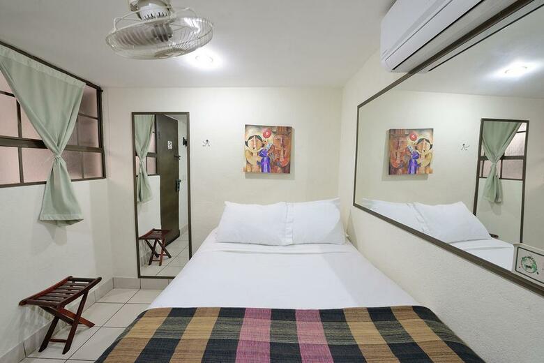 Hotel San Juan De Le�n