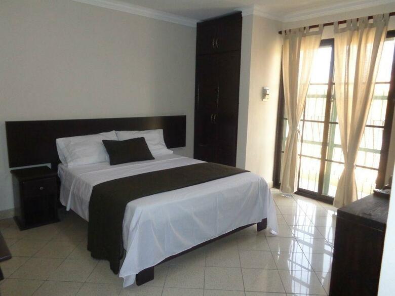 Hotel Ocean Breeze Estudios
