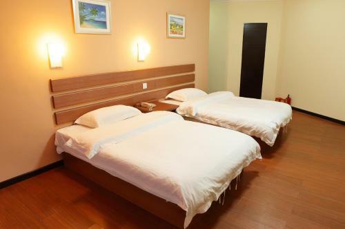 Bao Li Feng Hotel