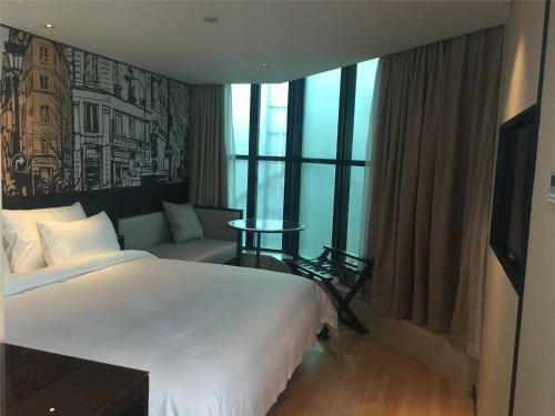 Guangzhou Xuelong Hotel