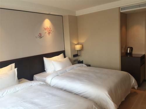 Guangzhou Xuelong Hotel