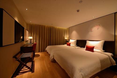 Guangzhou Xuelong Hotel