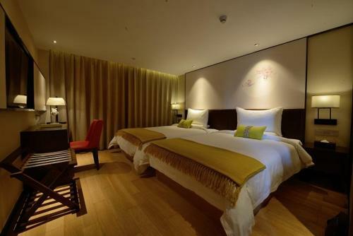 Guangzhou Xuelong Hotel