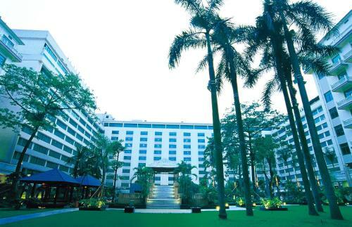 Dong Fang Hotel Guangzhou