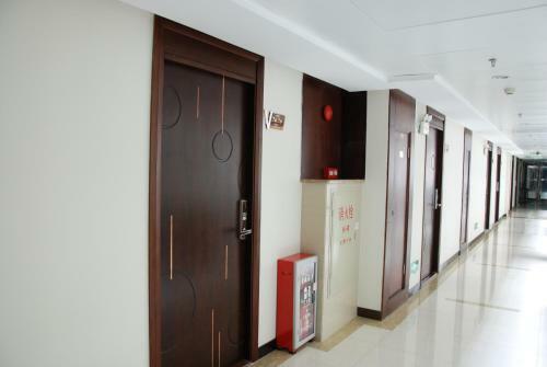 Huifeng's International Apartment