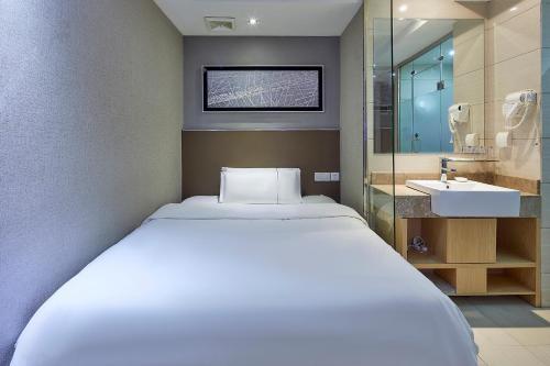 Yingshang Hotel (guangzhou Liying Branch)