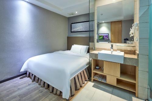 Yingshang Hotel (guangzhou Liying Branch)
