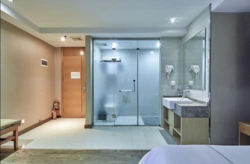 Yingshang Hotel (guangzhou Liying Branch)