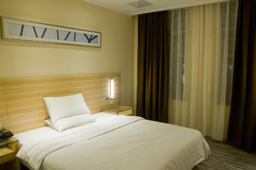 Denise Hotel(shangxiajiu Branch)