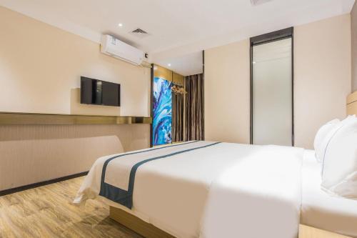 Denise Hotel(shangxiajiu Branch)