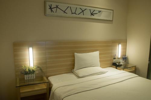 Denise Hotel(shangxiajiu Branch)