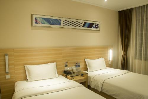 Denise Hotel(shangxiajiu Branch)
