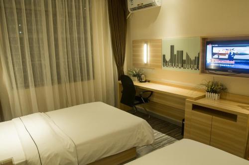 Denise Hotel(shangxiajiu Branch)