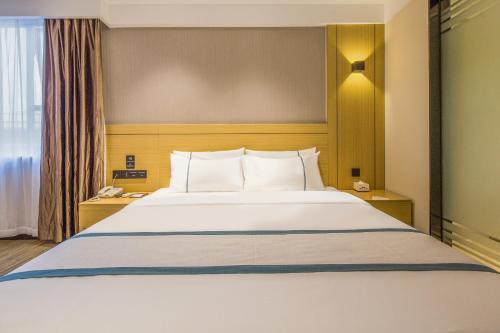 Denise Hotel(shangxiajiu Branch)