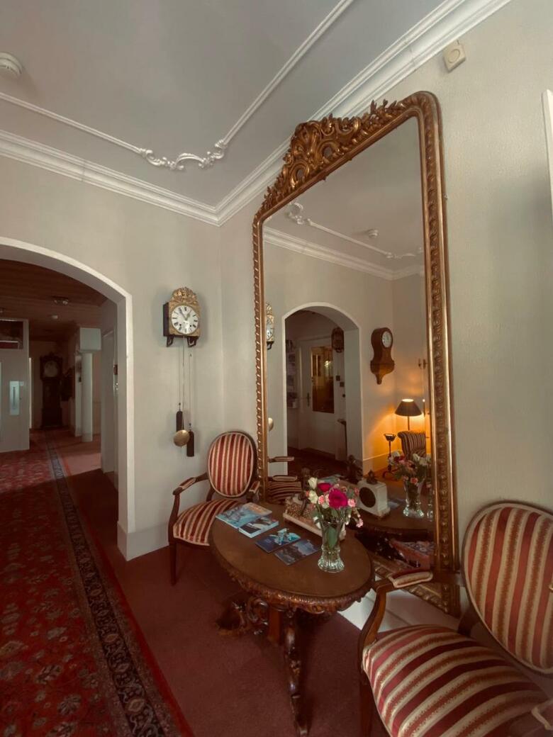 Hotel De La Paix
