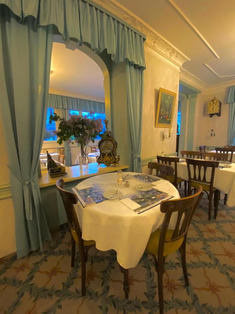 Hotel De La Paix