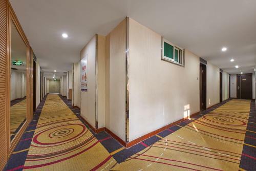 Kaiserdom Hotel Huakai